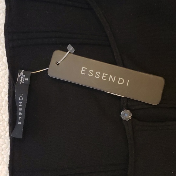 Black light top by Essendi •FINAL PRICE • - Picture 5 of 10